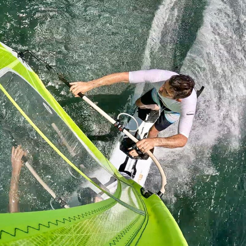 Dan Windsurf Dan Windsurf