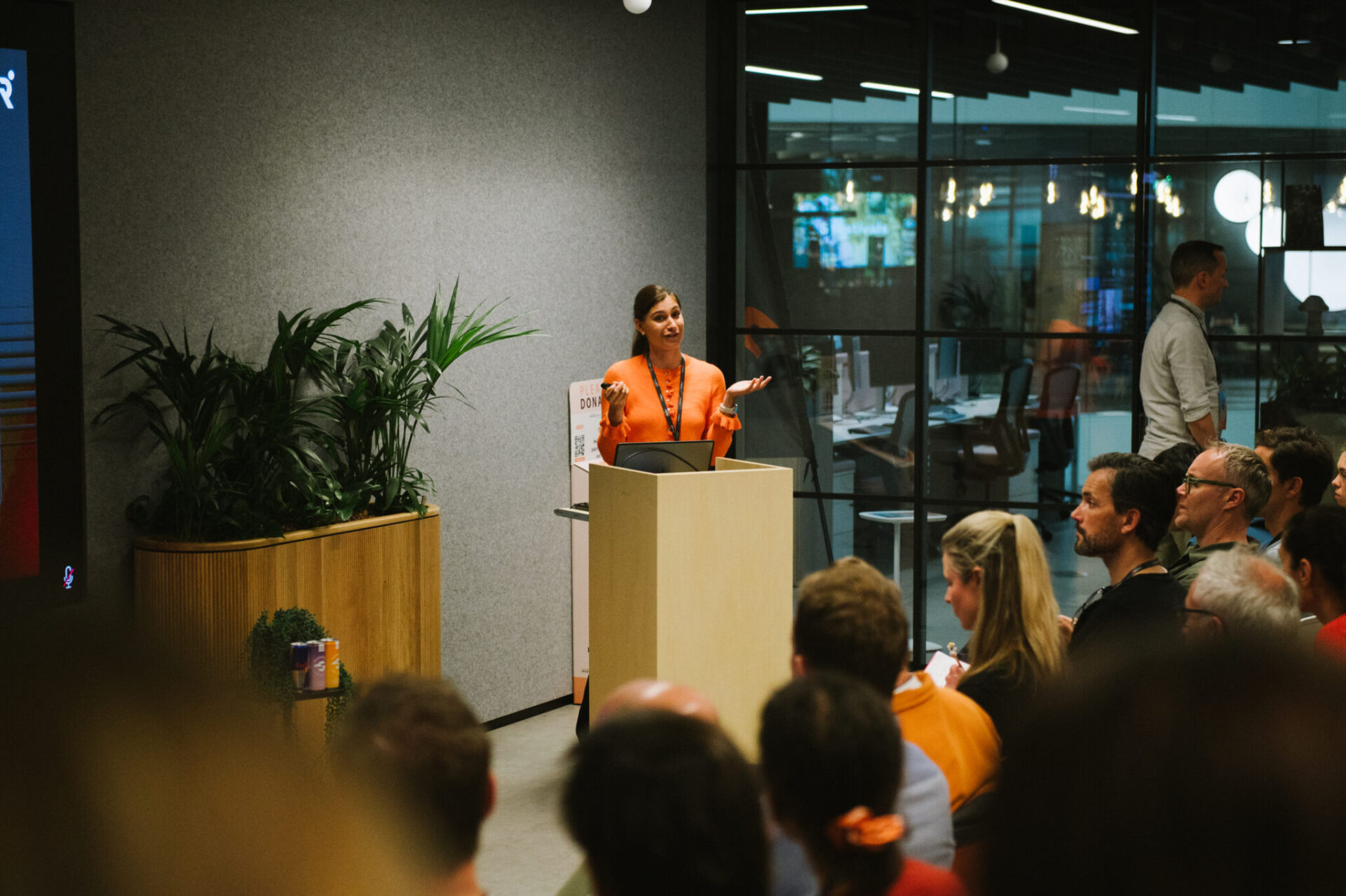 Alex_Wallace_Photography_Brandwave_NetworkB_094