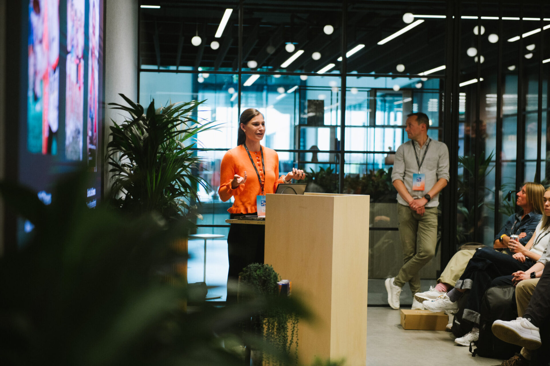 Alex_Wallace_Photography_Brandwave_NetworkB_100