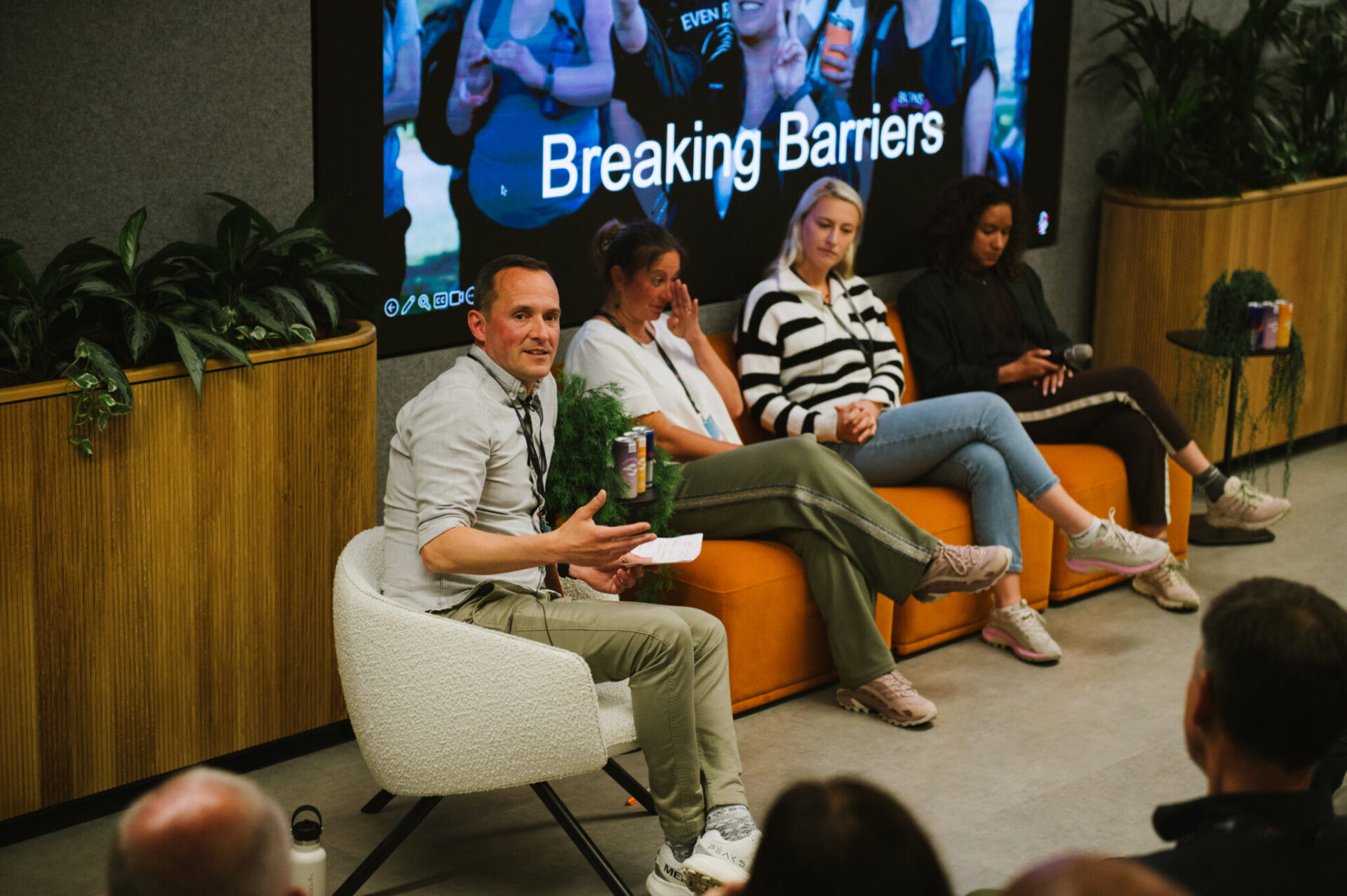 Alex_Wallace_Photography_Brandwave_NetworkB_103