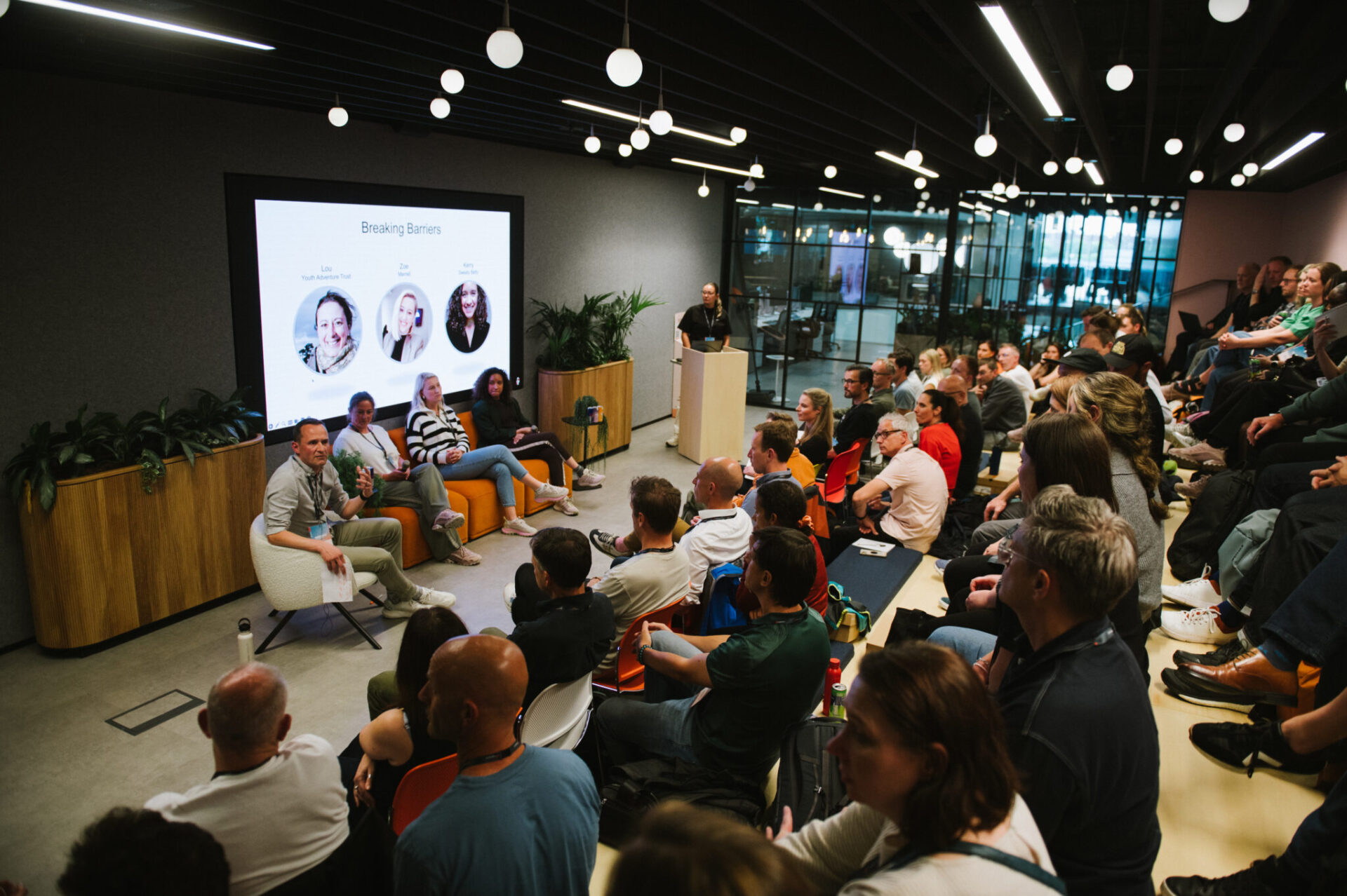 Alex_Wallace_Photography_Brandwave_NetworkB_105