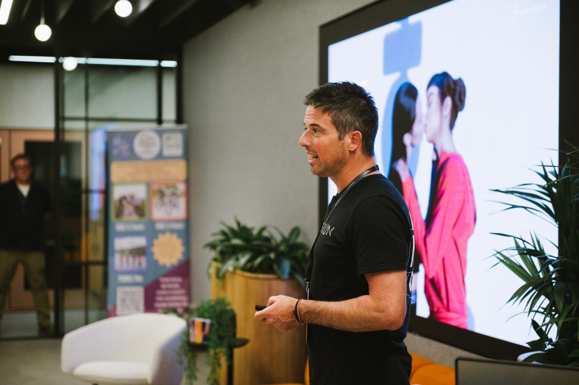 Alex_Wallace_Photography_Brandwave_NetworkB_133